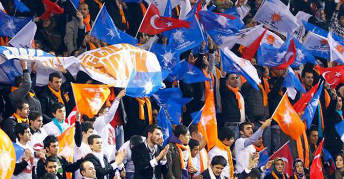 AK Parti'de 5 il başkanının istifası isteniyor