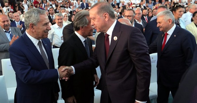 Ak Parti, kuruluşunun 16. yılını kutladı