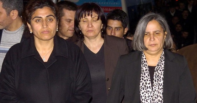 Kışanak ve Tuncel'in duruşmasında 'salon' krizi