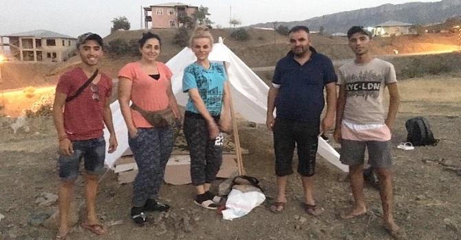 Savaştan kaçtılar, Şemdinli'de bekletiliyorlar