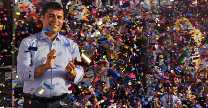 Demirtaş: Yolumuzun sonunda gül bahçesi var