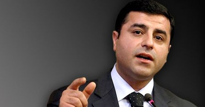 Demirtaş: Kelepçe emrini veren kim?