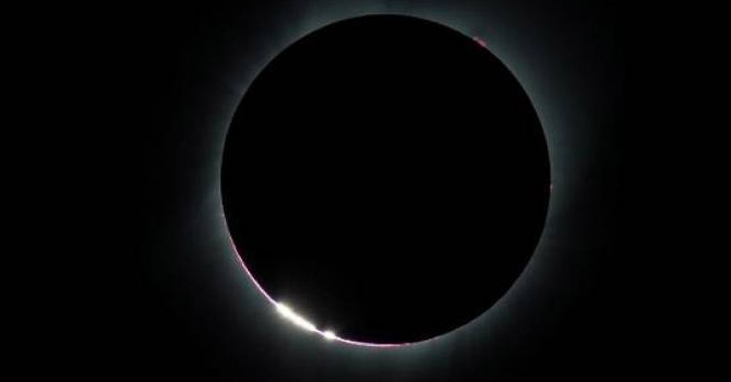 Tarihin en büyük Güneş tutulması yaşandı