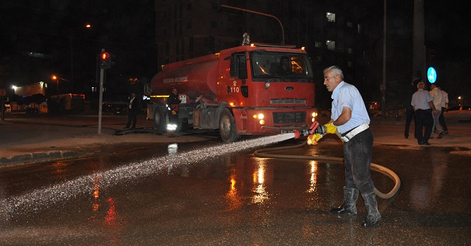 Cengiz Topel Caddesi Tazyikli su ile yıkandı
