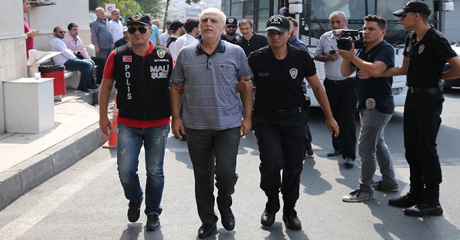 Eski İstanbul Valisi Mutlu savunması sırasında ağladı