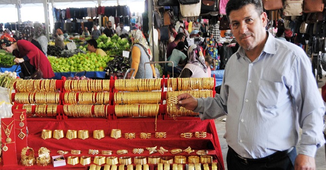 Gelin-damat gerçek, altın sahte!