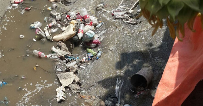 Hakkari'de Deredeki kötü koku bıktırdı!