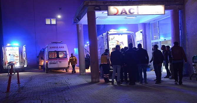 Hakkari'de Küçük çocuk aracın altında kaldı... Feci şekilde can verdi