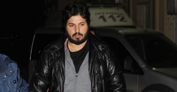 Zarrab, duruşmaya ayaklarından zincirli getirildi