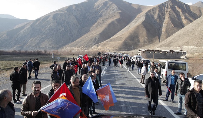 00-014.jpg 00-014.jpg