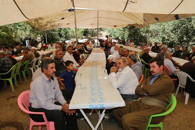 01-076.jpg 01-076.jpg