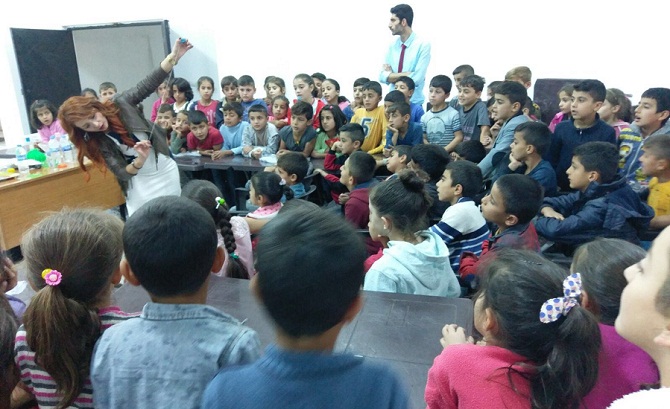 01-084.jpg 01-084.jpg