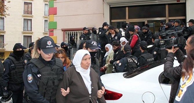 01-170.jpg 01-170.jpg