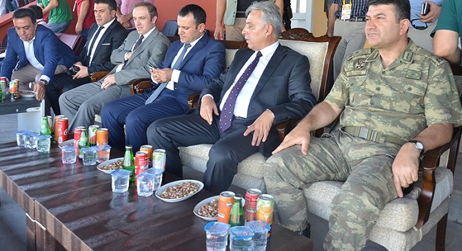 011-001.jpg 011-001.jpg