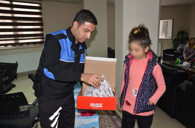 02-062.jpg 02-062.jpg