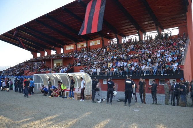 03-055.jpg 03-055.jpg