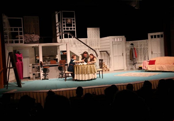 03-070.jpg 03-070.jpg