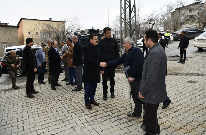 03-112.jpg 03-112.jpg