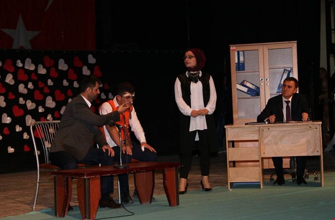 04-065.jpg 04-065.jpg