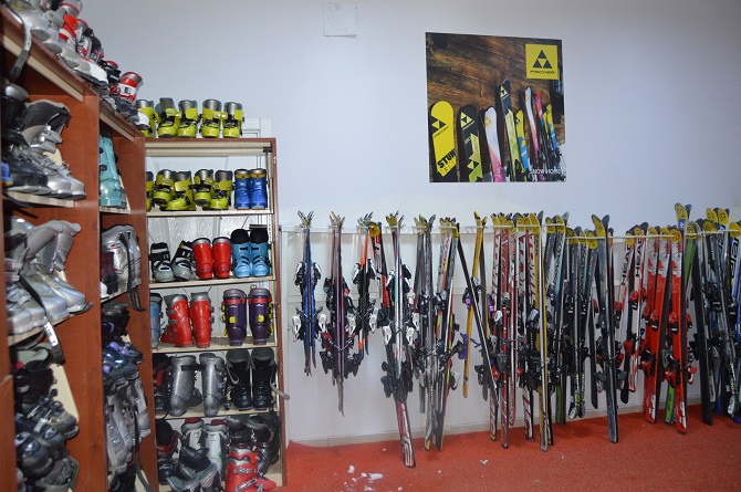 04-073.jpg 04-073.jpg