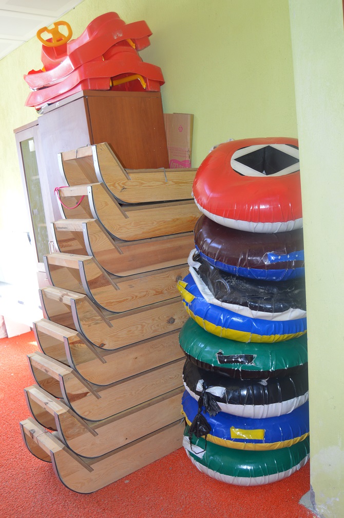 05-062.jpg 05-062.jpg