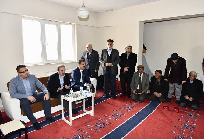 05-081.jpg 05-081.jpg