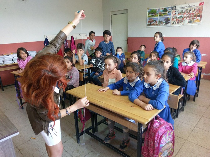 07-037.jpg 07-037.jpg