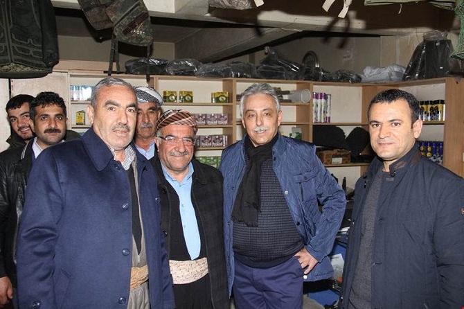 07-042.jpg 07-042.jpg