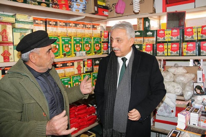 07-049.jpg 07-049.jpg