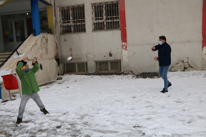 09-032.jpg 09-032.jpg