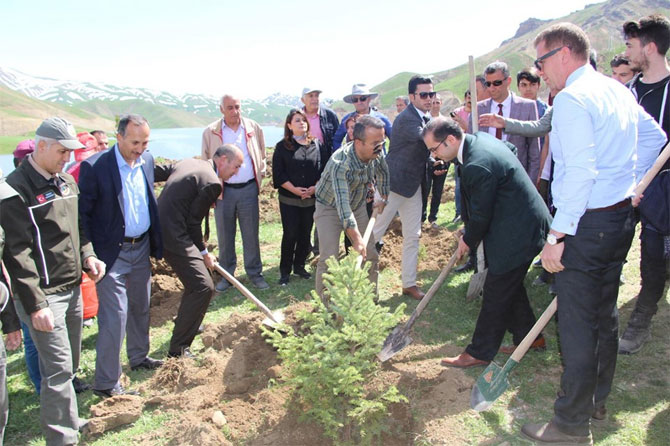 1-20190518014457.jpg 1-20190518014457.jpg