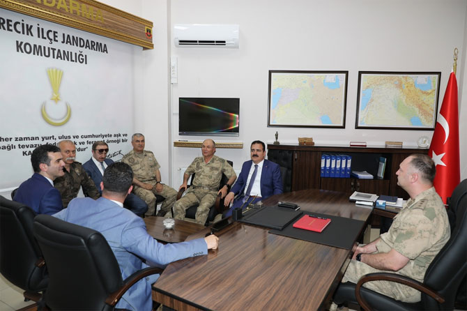 1-20190616061529.jpg 1-20190616061529.jpg