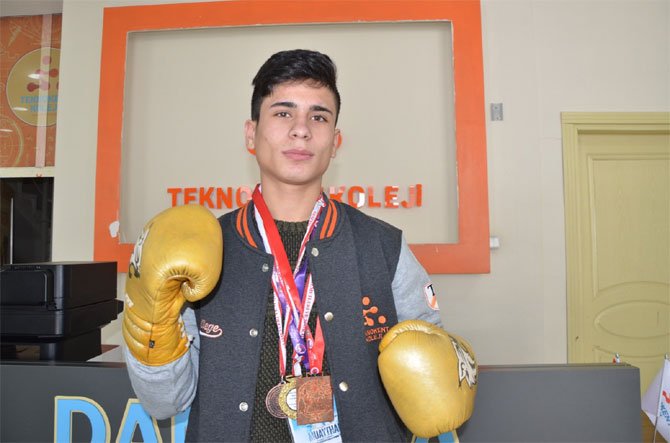 1-20200203102150.jpg 1-20200203102150.jpg