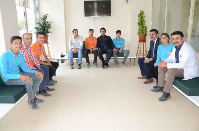 10-076.jpg 10-076.jpg