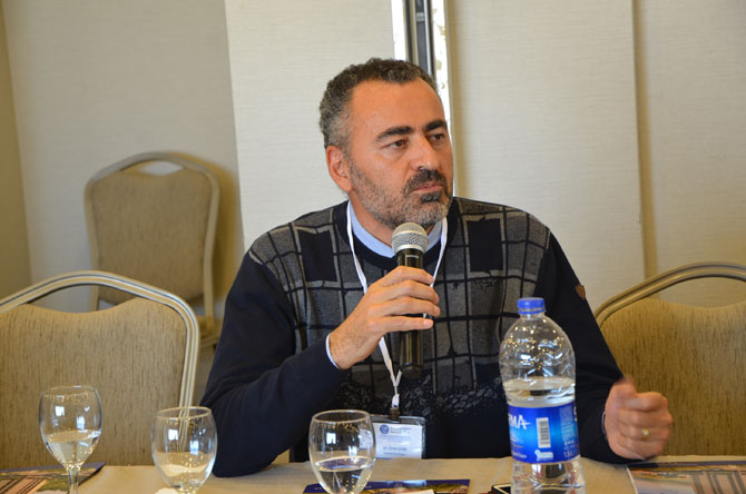 10-085.jpg 10-085.jpg