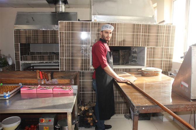 10-090.jpg 10-090.jpg