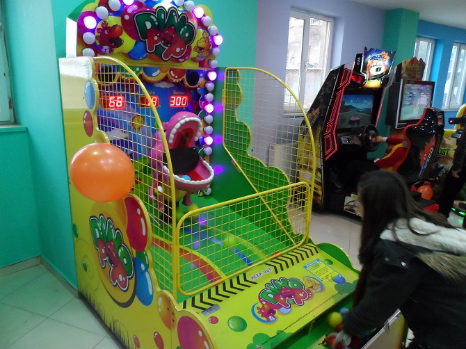 11-043.jpg 11-043.jpg