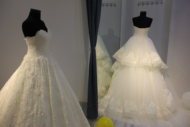 11-052.jpg 11-052.jpg