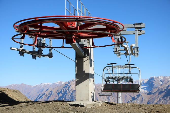 11-092.jpg 11-092.jpg