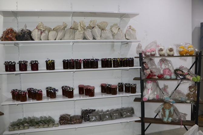 11-139.jpg 11-139.jpg