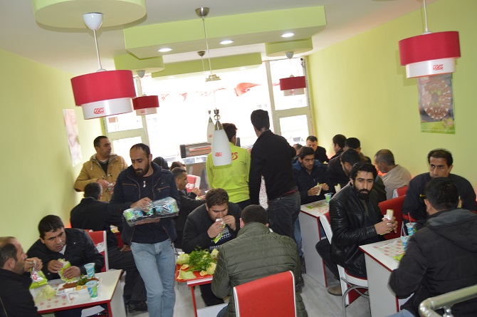 12-041.jpg 12-041.jpg