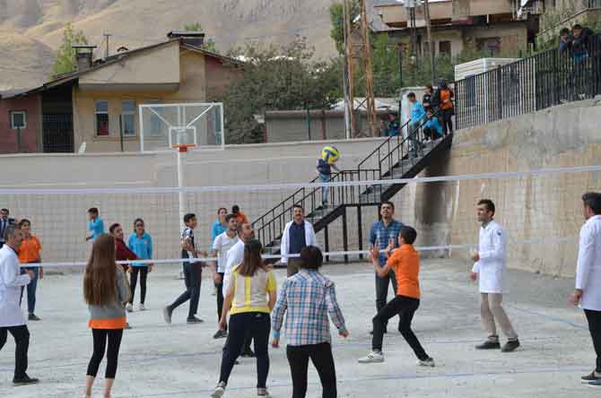 12-056.jpg 12-056.jpg