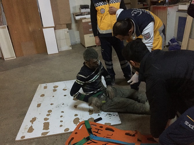 13-025.jpg 13-025.jpg