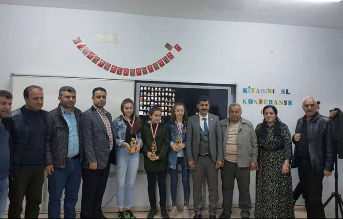 2-20190504222949.jpg 2-20190504222949.jpg