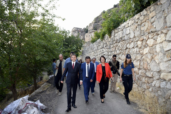 2-20190910125540.jpg 2-20190910125540.jpg