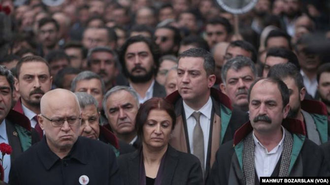 2-20191128223236.jpg 2-20191128223236.jpg