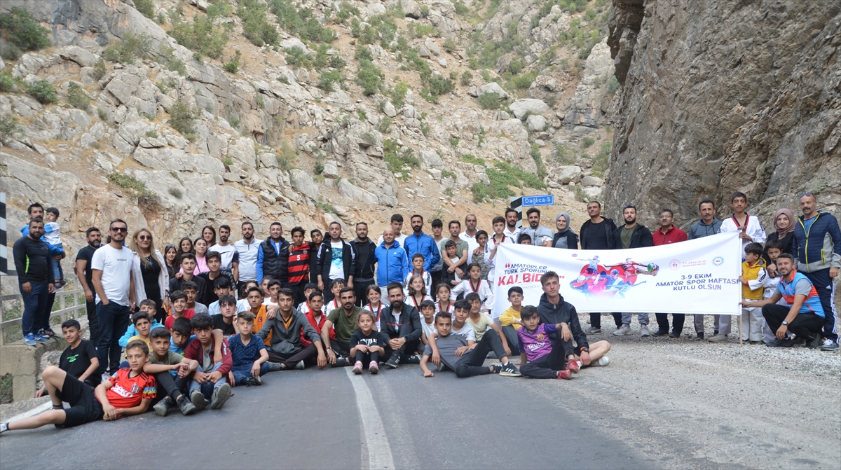 aa-20221008-29106889-29106888-huzura-kavusan-daglicada-cocuklar-spor-etkinlikleriyle-bulustu.jpg