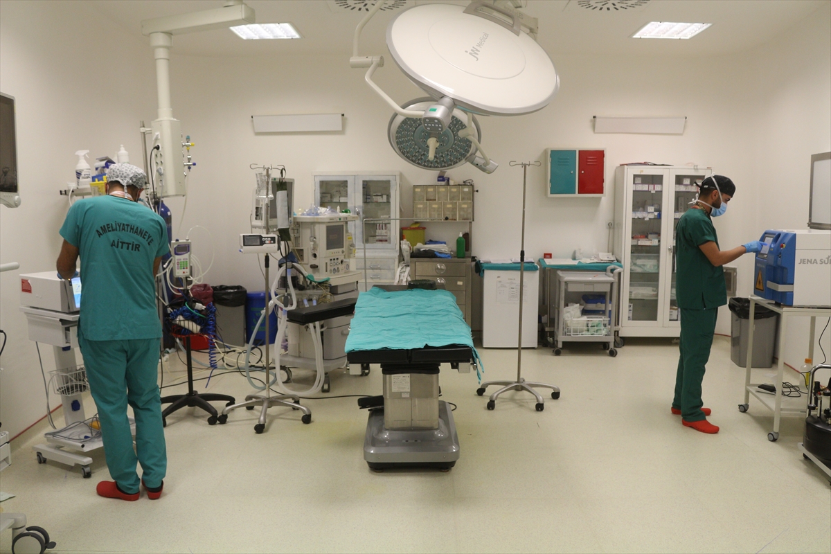aa-20221204-29639806-29639804-semdinlide-yeni-alinan-cihazlarla-hastalara-hizmet-veriliyor.jpg