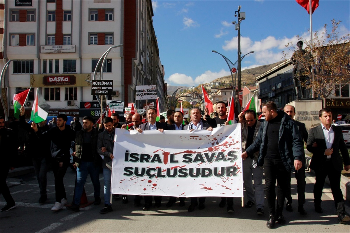 aa-20231104-32651122-32651120-van-hakkari-mus-ve-bitliste-israilin-gazzeye-yonelik-saldirilari-protesto-edildi.jpg