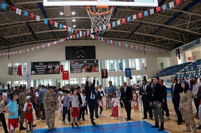 25-005.jpg 25-005.jpg